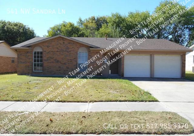 3 Bedroom 2 Bath In Burleson TX 76028 for Rent