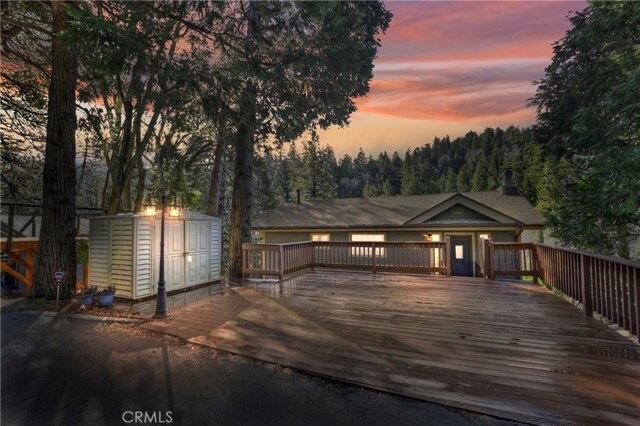 4 Bedroom 3 Bath In Crestline CA 92325 for Rent