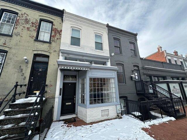 2 Bedroom 1.5 Bath In Washington DC 20003 for Rent