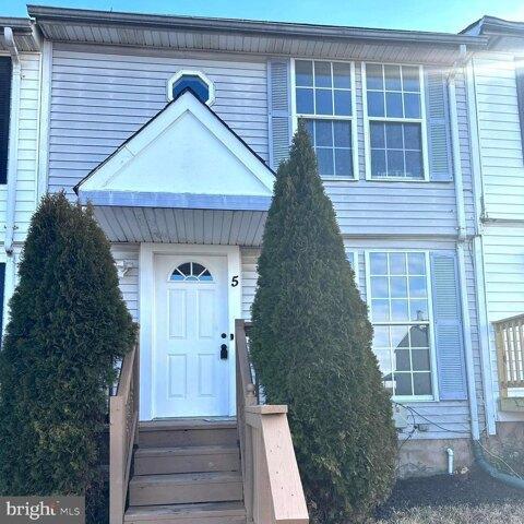 4 Bedroom 2.5 Bath In Middle River MD 21220 for Rent