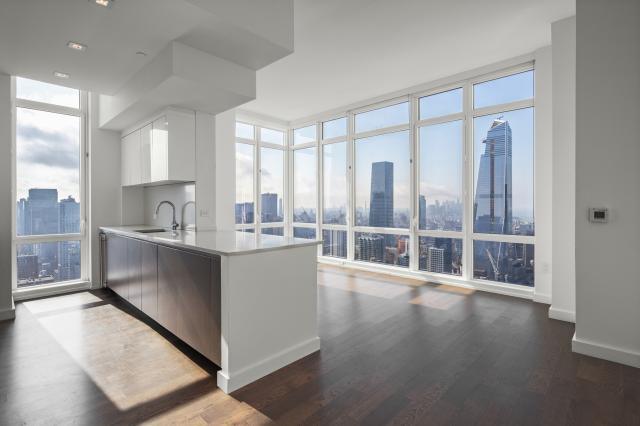 2 Bedroom 2 Bath In Manhattan NY 10036 for Rent