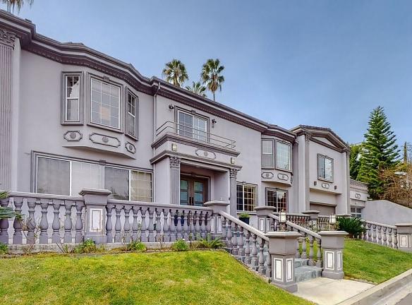 11372 Dona Teresa Dr Los Angeles, CA 91604 - Home For Rent