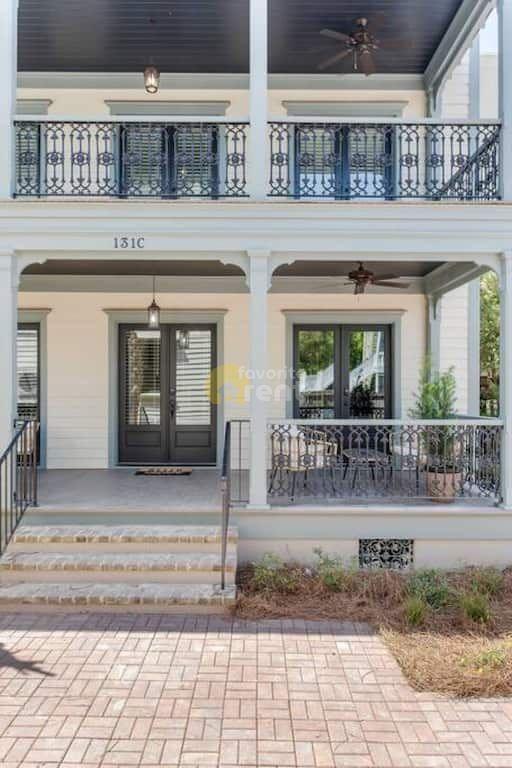 Beautiful designed 4 bedrooms house in Downtown Charleston for Rent