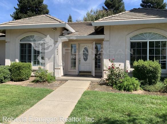 3444 Cascade Creek Ave Merced, CA 95340 - Home For Rent