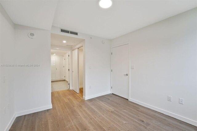 Condo For Rent In Miami Beach, Florida