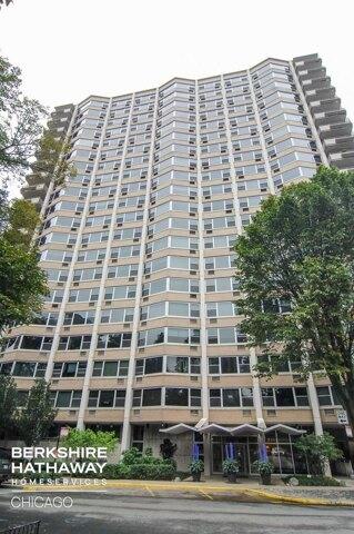 Condo For Rent In Chicago, Illinois