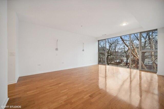 Condo For Rent In Wilmette, Illinois
