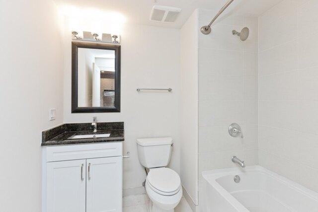 Condo For Rent In Evanston, Illinois
