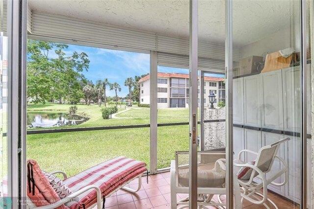 Condo For Rent In Pembroke Pines, Florida