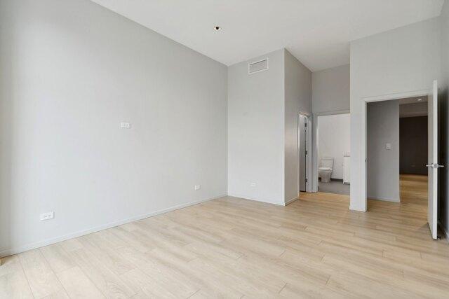 Condo For Rent In Chicago, Illinois