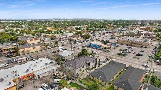Condo For Rent In Hialeah, Florida