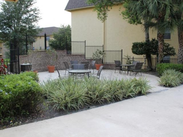 Lovely 2Bed 1Bath for Rent
