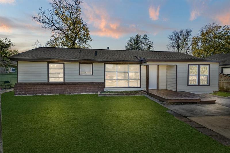 714 Valerie Ave, Pasadena, TX 77502 for Sale