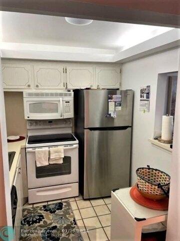 Condo For Rent In Deerfield Beach, Florida