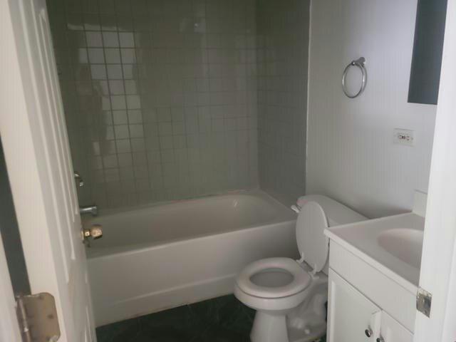 Condo For Rent In Chicago, Illinois