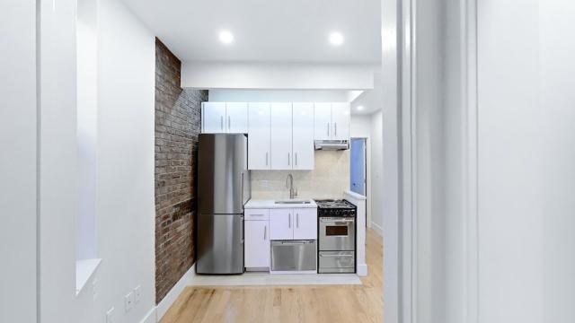 2 bedroom in Manhattan NY 10002 for Rent