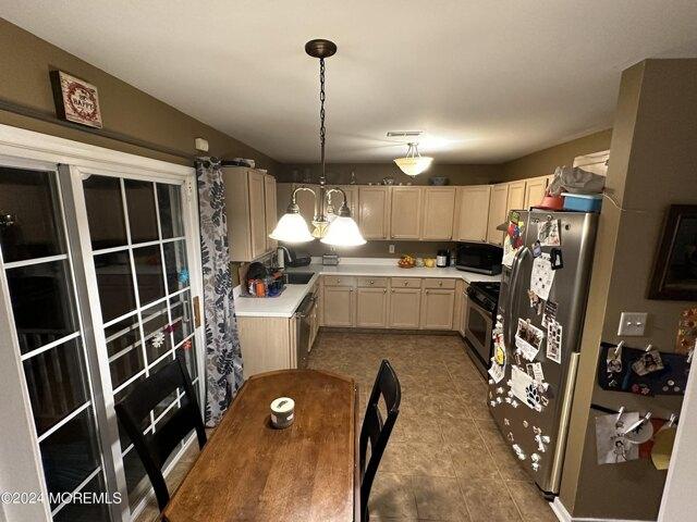 Condo For Rent In Parlin, New Jersey