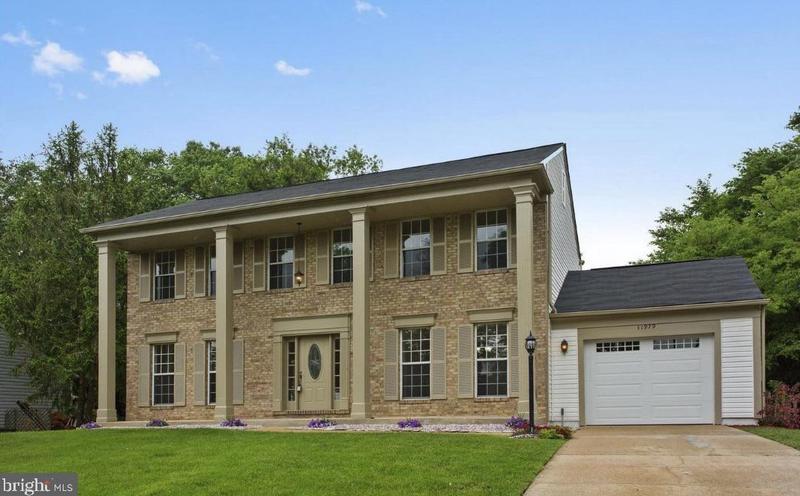 11979 Hedges Run Dr, Woodbridge, VA 22192 - MLS VAPW2063996 for Sale