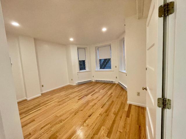 1 bedroom in Brookline MA 02446 for Rent
