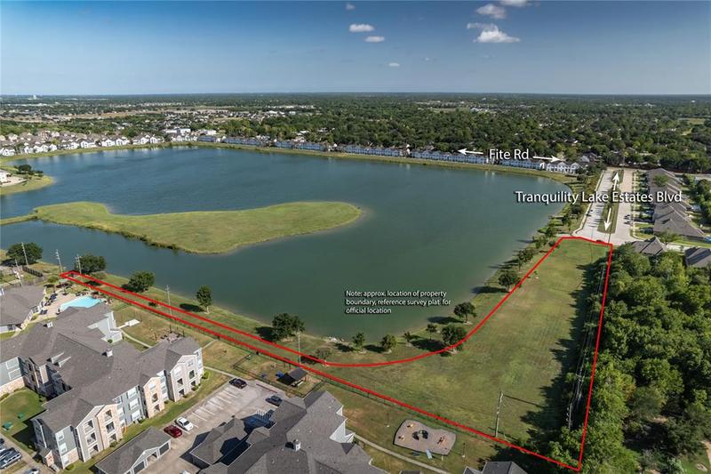 8001 Serenity Dr, Pearland, TX 77584 for Sale