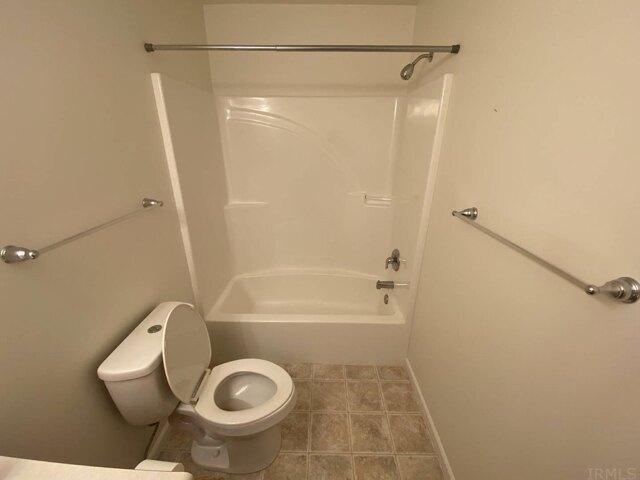 Condo For Sale In Warsaw, Indiana