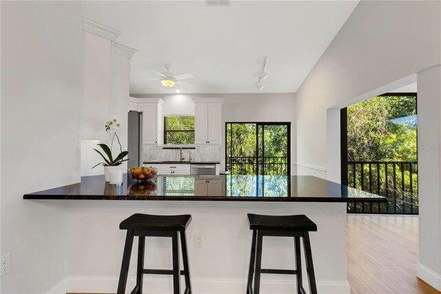Condo For Sale In Sarasota, Florida