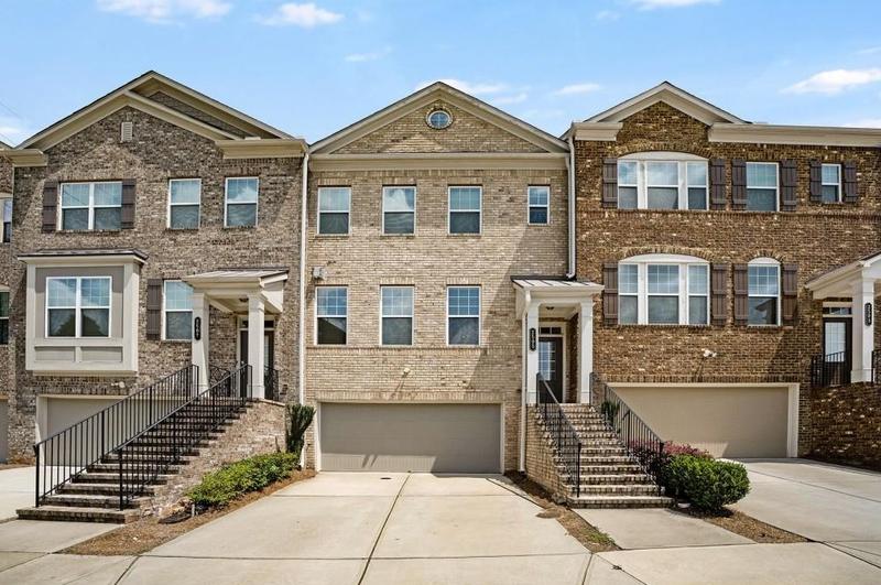 2505 Ashford Oaks Dr, Atlanta, GA 30345 - MLS 7301709 for Sale
