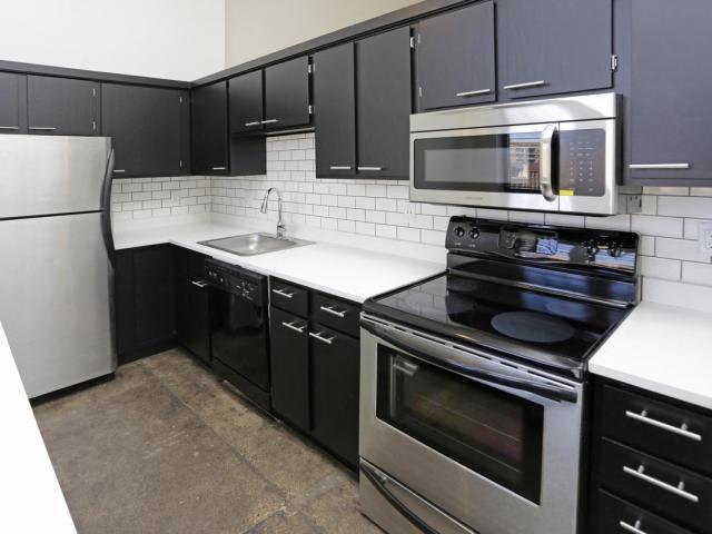 1Bed 1Bath Now Available $1695/Month for Rent