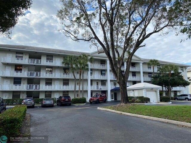 Condo For Sale In Davie, Florida