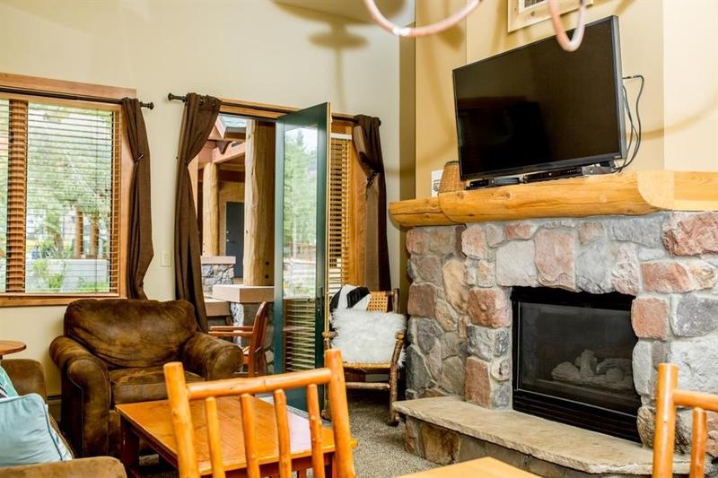 Dillon 1BR 1BA, This Keystone Arapahoe Lodge condo offers for Sale