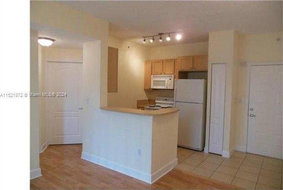 Condo For Rent In South Miami, Florida
