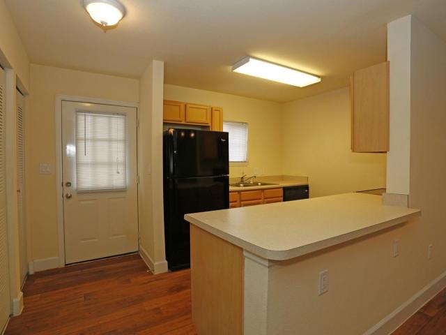 Fantastic 2Bed 2Bath For Rent