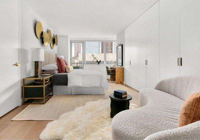Condo For Sale In New York, New York