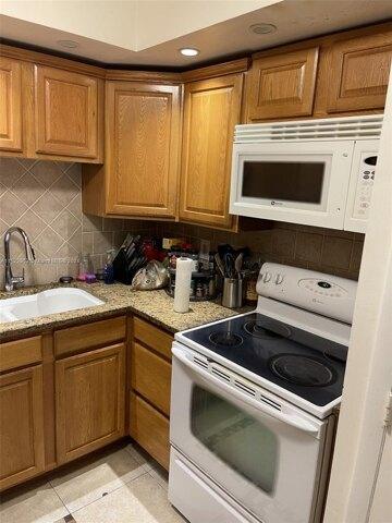 Condo For Rent In Lauderhill, Florida