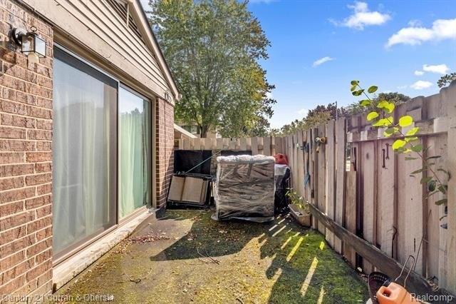 Condo For Sale In Southfield, Michigan
