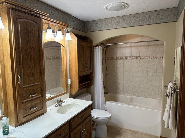 Condo For Sale In Berne, Indiana