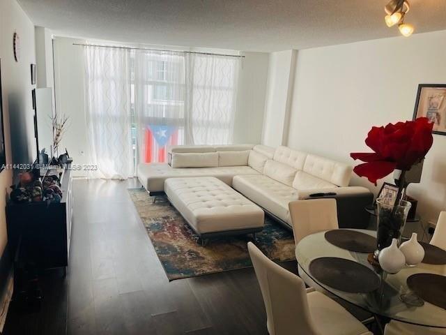 Condo For Sale In Miami Beach, Florida