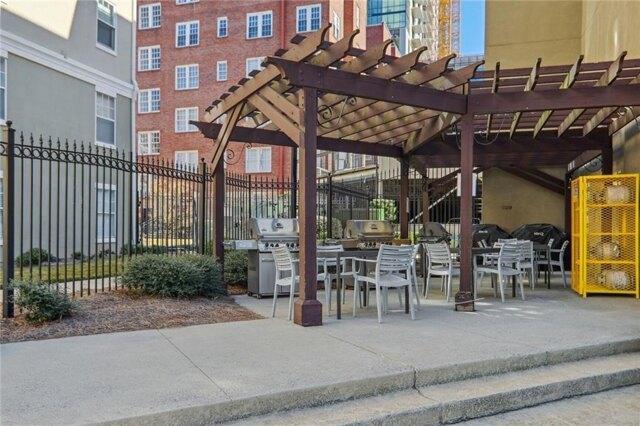 Condo For Sale In Atlanta, Georgia