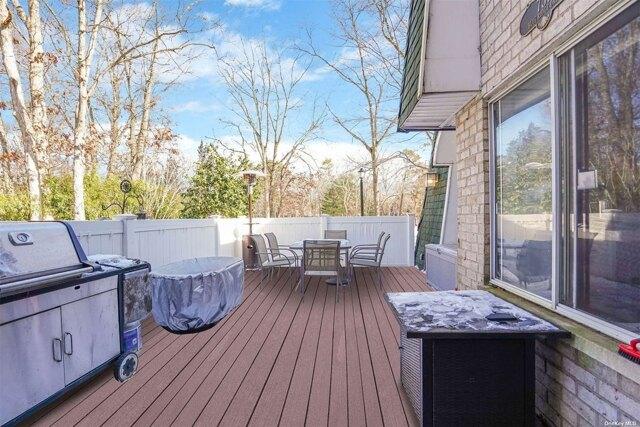Condo For Sale In Medford, New York