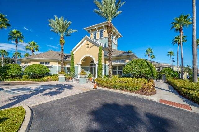 Condo For Sale In Windermere, Florida