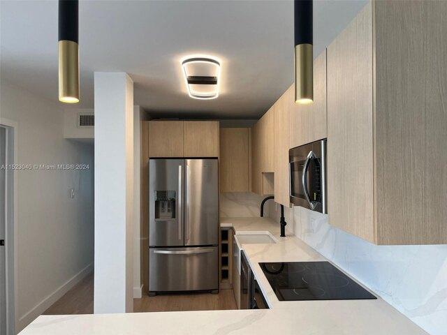Condo For Sale In Miami Beach, Florida