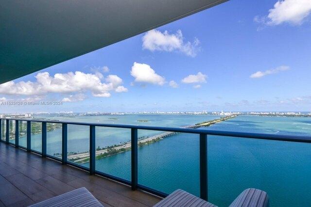 Condo For Rent In Miami, Florida for Sale