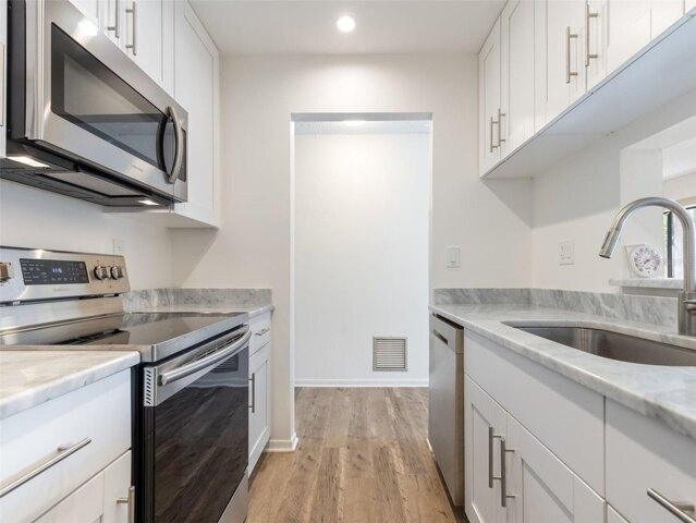 Condo For Sale In Tarpon Springs, Florida