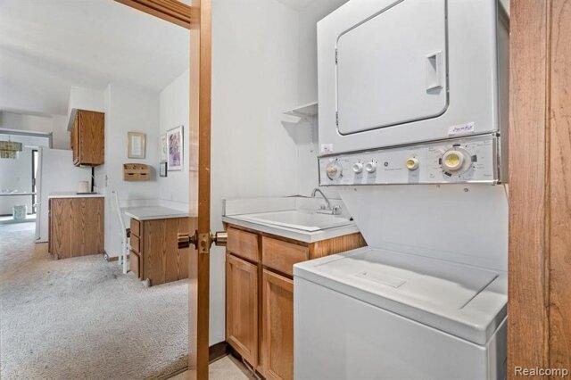 Condo For Sale In Southfield, Michigan