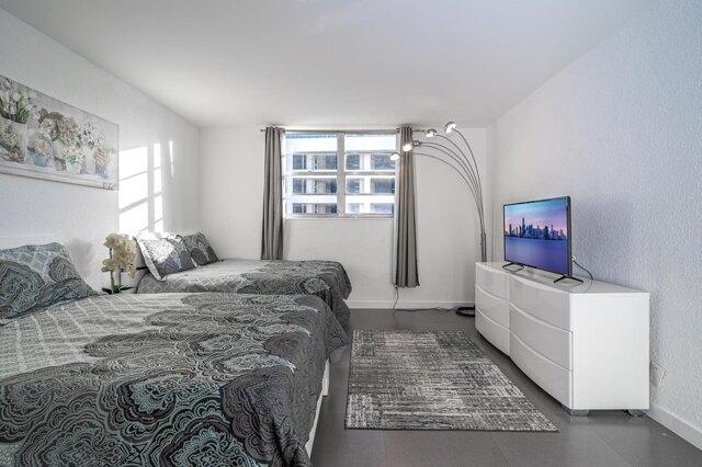 Condo For Sale In Hollywood, Florida