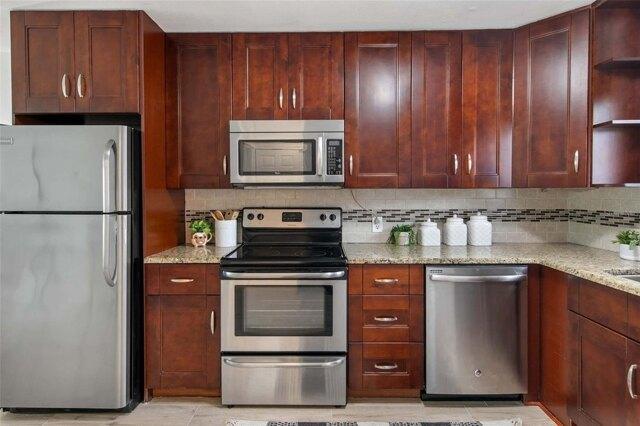 Condo For Sale In Longboat Key, Florida