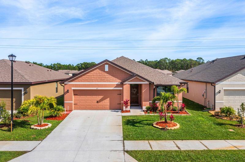 177 Bubbling Ln, Palm Bay, FL 32907 - MLS 1002551 for Sale