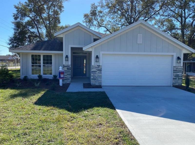 12695 NW 162nd Dr, Alachua, FL 32615 - MLS OM665489 for Sale