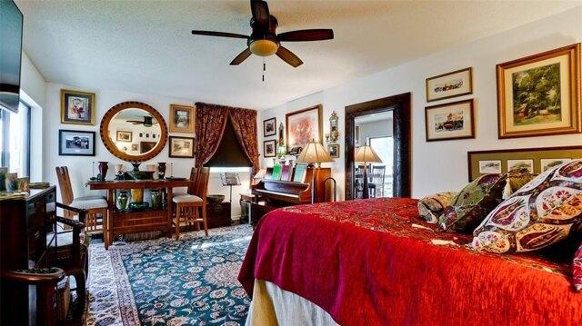 Condo For Sale In Sarasota, Florida