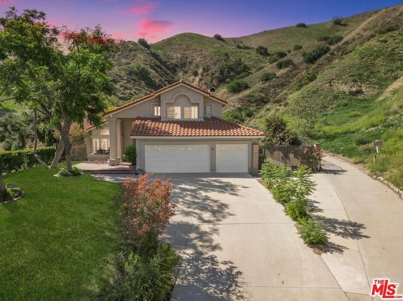 12970 Louise Ave, Granada Hills, CA 91344 - MLS 23-314035 for Sale